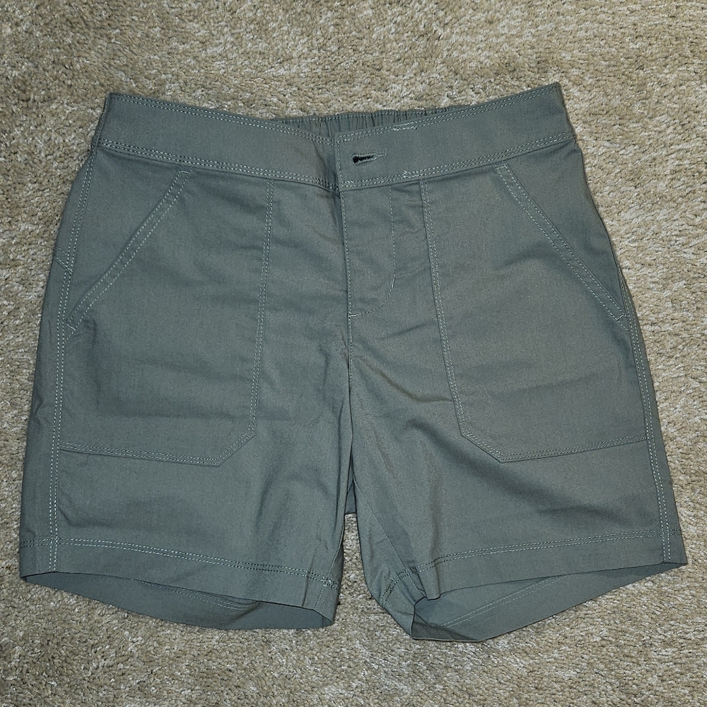 Columbia Womens Green Casual / Hiking Shorts Size 4
